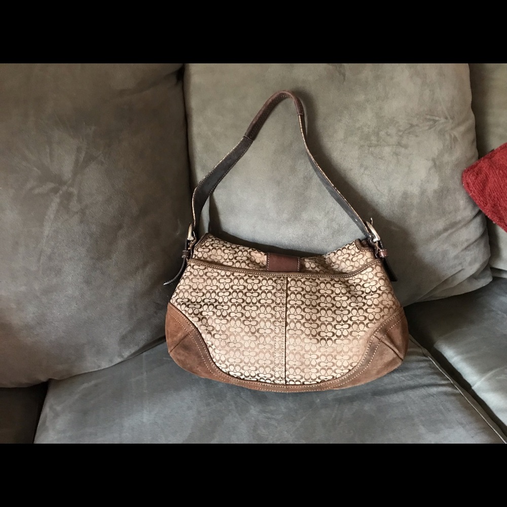 Coach Handbag - Picture 3 of 3